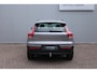 Volvo XC40 B4 Plus Dark | Trekhaak | Premium audio by Harman Kardon | Adaptieve cruise control | Verwarmbare voorstoelen en stuurwiel | Apple carplay/Android auto | Keyless