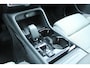 Volvo XC40 B4 Plus Dark | Trekhaak | Premium audio by Harman Kardon | Adaptieve cruise control | Verwarmbare voorstoelen en stuurwiel | Apple carplay/Android auto | Keyless