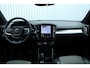 Volvo XC40 B4 Plus Dark | Trekhaak | Premium audio by Harman Kardon | Adaptieve cruise control | Verwarmbare voorstoelen en stuurwiel | Apple carplay/Android auto | Keyless