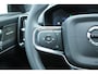 Volvo XC40 B4 Plus Dark | Trekhaak | Premium audio by Harman Kardon | Adaptieve cruise control | Verwarmbare voorstoelen en stuurwiel | Apple carplay/Android auto | Keyless