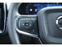 Volvo XC40 2.0 B4 Plus Dark | Achteruitrijcamera | Adaptieve Cruise Control | Semi elektrische trekhaak | Stoelverwarming voorzijde | Harman/Kardon audio | Elektrische bedienbare stoelen | Bestuurdersstoel met geheugenfunctie