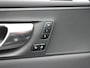 Volvo XC60 T6 PHEV AWD Plus Dark 350pk Dealer O.H | Panodak | Adaptive Cruise | 360 Camera | Lederen Sportstoelen Memory & Verwarmd | Apple Carplay | Google Assistant & Maps | BLIS | Stuurverwarming | Pilot Assist | Virtual | Navigatie | DAB | 19"L.M | Plug In Hybrid |