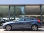 Volvo V40 2.0 T2 Momentum Navi /Stoelverw / Trekhaak / Climate / Handgesch Goed onderhouden