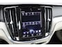 Volvo V60 2.0 T8 Twin Engine AWD Inscription | Bowers&Wilkins | Massage | Trekhaak | Memory | HUD | ACC | Stoelventilatie | Verwarmd Stuurwiel | Nappa Leder | IntelliSafe PRO |
