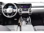 Kia Sorento 1.6 T-GDI Plug-in Hybrid 4WD ExecutiveLine 7p. NL auto/1e eigenaar/Dealeronderhouden/Panoramadak/Apple carplay/Stoelventilatie/Stoelverwarming voor en achter/Lane assist/360 graden camera/Bose audio/Elektrische bestuurders stoel met geheugen/19 inch LM