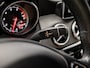 Mercedes-Benz CLA 200 AMG Sport 156Pk Automaat (APPLE CARPLAY, CLIMATE, LEDER, CAMERA, STOELVERWARMING, SPORTSTOELEN, TREKHAAK, ZWART HEMEL, ELEK ACHTERKLEP, NIEUWSTAAT)