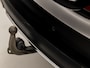 Mercedes-Benz CLA 200 AMG Sport 156Pk Automaat (APPLE CARPLAY, CLIMATE, LEDER, CAMERA, STOELVERWARMING, SPORTSTOELEN, TREKHAAK, ZWART HEMEL, ELEK ACHTERKLEP, NIEUWSTAAT)