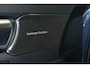 Volvo XC40 2.0 B4 Plus Black Edition | Elektrisch Verstelbare Voorstoelen | Stoel + Stuurverwarming | Harman Kardon Premium Audio | 20" Black Wielen | 360º Visual Park Camera |