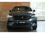 Volvo XC40 2.0 B4 Plus Black Edition | Elektrisch Verstelbare Voorstoelen | Stoel + Stuurverwarming | Harman Kardon Premium Audio | 20" Black Wielen | 360º Visual Park Camera |