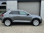 Volkswagen T-Roc 1.5 TSI Sport Pano/Virtual/ACC/Stoelver/Climate/Stuurwielverw/Navi/Camera