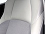 Toyota Yaris 1.5 Hybrid Executive | Dealer Onderhouden | Lichte kleur half lederen bekleding | Dodehoek detectie | Head-Up Display | Stoel+stuurverwarming | Parkeersensoren voor+achter | Navigatie | Cruise Control Adaptive |