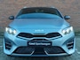 Kia Ceed Sportswagon GT-PlusLine MY25 1.5 T-GD | VOORDEEL l | Panoramadak | Stoelverwarming Voor + Achter | Navigatie | Climate Control |