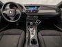 BMW X1 sDrive20i M Sport 184Pk Automaat (GROOT NAVI, CLIMATE, ALCANTARA, TREKHAAK, SPORTSTOELEN, XENON, ZWART HEMEL, PARKEERSENSOREN, NIEUWSTAAT)