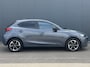 Mazda 2 1.5 e-SkyActiv-G Homura Aka / Unieke uitvoering / Suede/Leer Interieur