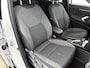 Toyota Yaris Cross 1.5 Hybrid Dynamic Limited + | Dealer Onderhouden | Parkeersensoren voor+achter | Stoelverwarming | Climate Control | Cruise control Adaptive | Navigatie | Apple CarPlay/Android Auto |