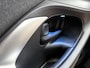 Toyota Yaris Cross 1.5 Hybrid Dynamic Limited + | Dealer Onderhouden | Parkeersensoren voor+achter | Stoelverwarming | Climate Control | Cruise control Adaptive | Navigatie | Apple CarPlay/Android Auto |