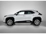 Toyota Yaris Cross 1.5 Hybrid Dynamic Limited + | Dealer Onderhouden | Parkeersensoren voor+achter | Stoelverwarming | Climate Control | Cruise control Adaptive | Navigatie | Apple CarPlay/Android Auto |