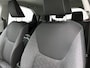 Toyota Yaris 1.5 Hybrid 115 First Edition Comfort Pack | BTW voertuig | Dodehoek detectie | Stoel+stuurverwarming | Parkeersensoren voor+achter | Draadloze telefoonlader | elektrisch verstel/inklapbare spiegels | Apple CarPlay/Android Auto