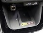 Toyota Yaris 1.5 Hybrid 115 First Edition Comfort Pack | BTW voertuig | Dodehoek detectie | Stoel+stuurverwarming | Parkeersensoren voor+achter | Draadloze telefoonlader | elektrisch verstel/inklapbare spiegels | Apple CarPlay/Android Auto