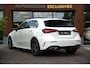 Mercedes-Benz A-klasse 250 4MATIC AMG Line Panoramadak Ambient Widescreen HeadUp AMG Pakket Keyless Memory Facelift