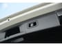 Mercedes-Benz A-klasse 250 4MATIC AMG Line Panoramadak Ambient Widescreen HeadUp AMG Pakket Keyless Memory Facelift