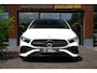 Mercedes-Benz A-klasse 250 4MATIC AMG Line Panoramadak Ambient Widescreen HeadUp AMG Pakket Keyless Memory Facelift