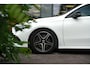 Mercedes-Benz A-klasse 250 4MATIC AMG Line Panoramadak Ambient Widescreen HeadUp AMG Pakket Keyless Memory Facelift