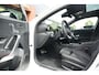 Mercedes-Benz A-klasse 250 4MATIC AMG Line Panoramadak Ambient Widescreen HeadUp AMG Pakket Keyless Memory Facelift