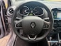 Renault Clio 0.9 TCe Iconic/CLIMA/CRUISE/PDC/LEDER/Nieuwe APK en beurt!