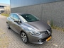 Renault Clio 0.9 TCe Iconic/CLIMA/CRUISE/PDC/LEDER/Nieuwe APK en beurt!