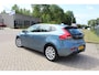 Volvo V40 1.6 T4 Momentum NETTE AUTOMAAT GOED ONDERHOUDEN