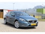 Volvo V40 1.6 T4 Momentum NETTE AUTOMAAT GOED ONDERHOUDEN