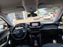 Peugeot 2008 1.2 PureTech 130pk EAT8 Allure Pack | Automaat | Navigatie | Camera | Trekhaak | Apple carplay | Mistlampen | NL auto |