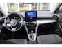 Toyota Yaris Cross 1.5 Hybrid Dynamic | KEYLESS ENTRY / START | VOORSTOELEN VERWARMD | STUUR VERWARMING | HEAD-UP DISPLAY | LED KOPLAMPEN | ADAPTIVE CRUISE CONTROL | LANE ASIST |  ELEKTRISCH BEDIENBARE ACHTERKLEP | DRAADLOOS APPLE CARPLAY | ANDROID AUTO |  ACHTERUITRIJCAMERA | DRAADLOZE TELEFOONLADER | VOORRUIT VERWARMING | 16" LICHTMETALEN VELGEN |