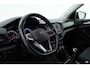Volkswagen T-Cross 1.0 TSI Life | Adapt. Cruise | Trekhaak | PDC V+A | All Season | Navi | Apple CarPlay & Android Auto