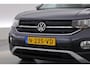 Volkswagen T-Cross 1.0 TSI Life | Adapt. Cruise | Trekhaak | PDC V+A | All Season | Navi | Apple CarPlay & Android Auto