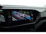 Volkswagen T-Cross 1.0 TSI Life | Adapt. Cruise | Trekhaak | PDC V+A | All Season | Navi | Apple CarPlay & Android Auto