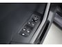Volkswagen T-Cross 1.0 TSI Life | Adapt. Cruise | Trekhaak | PDC V+A | All Season | Navi | Apple CarPlay & Android Auto