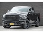 Dodge Ram 1500 3.0L 6-Cilinder High Output 548Pk 4x4 Crew Cab | Limited | Night Edition | Luchtvering | Panoramadak | Trekhaak | 22''