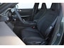 Lynk & Co 01 276PK Automaat Core / Adaptieve cruise control / Stoel - en stuurwielverarming / Parkeersensoren met camera / Apple carplay / Metallic lak / 19" lichtmetalen velgen