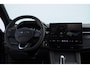 Lynk & Co 01 276PK Automaat Core / Adaptieve cruise control / Stoel - en stuurwielverarming / Parkeersensoren met camera / Apple carplay / Metallic lak / 19" lichtmetalen velgen