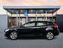 Volvo V40 T2 Nordic+ | 16" | Navigatie | Parkeersensoren | Stoelverwarming | Standkachel |