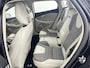 Volvo V40 T2 Nordic+ | 16" | Navigatie | Parkeersensoren | Stoelverwarming | Standkachel |