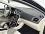 Volvo V40 T2 Nordic+ | 16" | Navigatie | Parkeersensoren | Stoelverwarming | Standkachel |