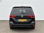 Volkswagen Touran 1.5 TSI Highline 7p / Navigatiesysteem full map / Voorstoelen verwarmd / 7 personen / Cruise control adaptief /