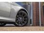 BMW 3-Serie 330i | Stoelverwarming | Schuifdak | PDC | Cruise control | Climate control | Navigatie Professional | Bluetooth | HiFi audio | 18 inch | M-sport bumpers | Spiegelpakket