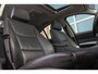 BMW 3-Serie 330i | Stoelverwarming | Schuifdak | PDC | Cruise control | Climate control | Navigatie Professional | Bluetooth | HiFi audio | 18 inch | M-sport bumpers | Spiegelpakket