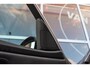BMW 3-Serie 330i | Stoelverwarming | Schuifdak | PDC | Cruise control | Climate control | Navigatie Professional | Bluetooth | HiFi audio | 18 inch | M-sport bumpers | Spiegelpakket