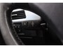 BMW 3-Serie 330i | Stoelverwarming | Schuifdak | PDC | Cruise control | Climate control | Navigatie Professional | Bluetooth | HiFi audio | 18 inch | M-sport bumpers | Spiegelpakket