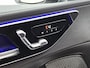 Mercedes-Benz C-klasse 300 e Business Solution AMG | Panoramadak | Trekhaak | 360° camera | Nightpakket | Multispaaks velgen | Inclusief 24 maanden MB Certified garantie voor Europa.